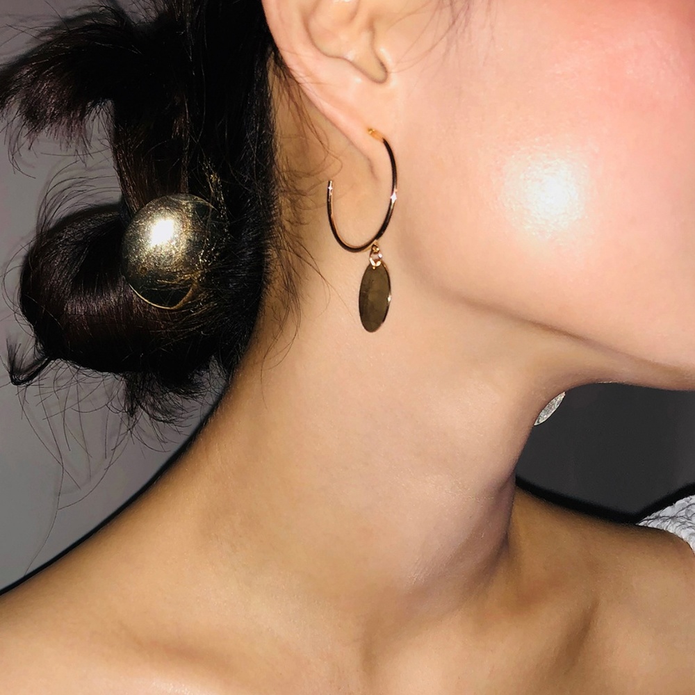 Minimalist Drop Hoop Earrings Circles - Picture 4 of 6